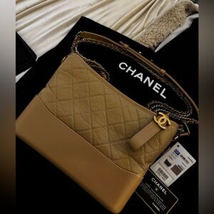 Rare CHANEL Gabrielle Medium Lambskin Beige with mixed metal, EUC, season 20P
